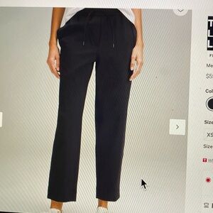 Lululemon tapered, midrise pants 7/8 length